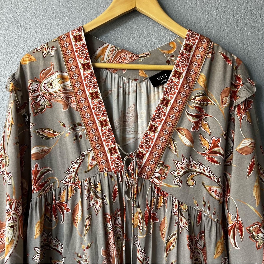Vici Paisley Sage Mini Dress Large - Picture 3 of 12